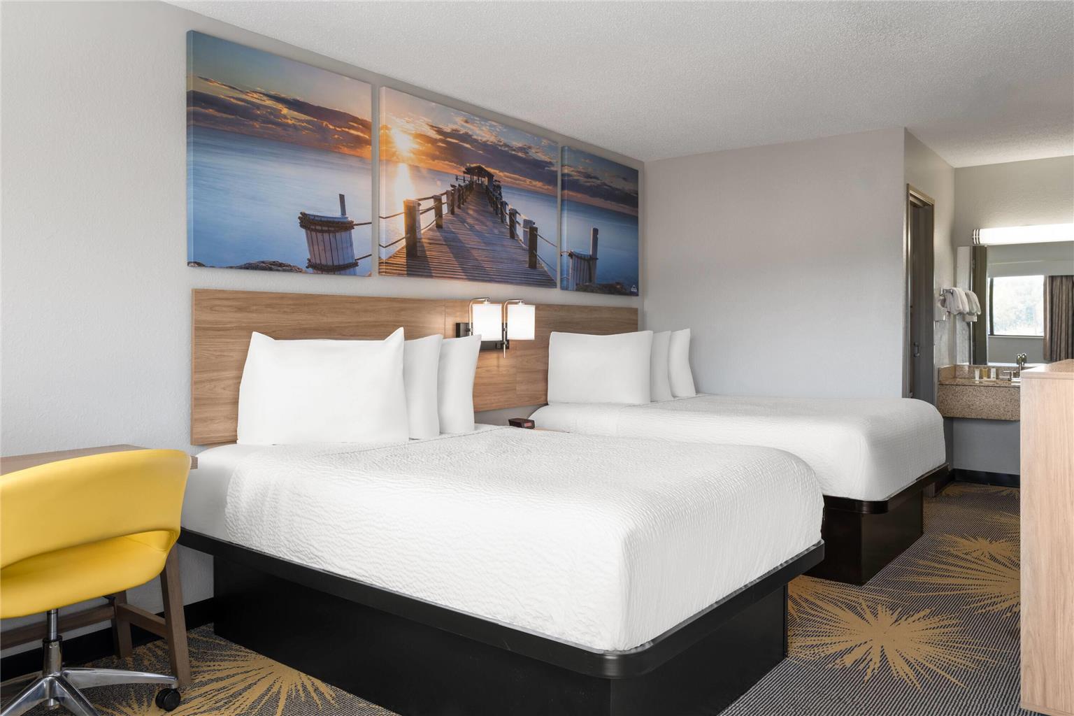 Days Inn by Wyndham Cloverdale Greencastle - photo 30
