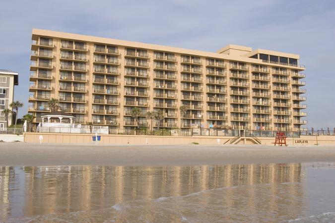 La Playa Resort & Suites