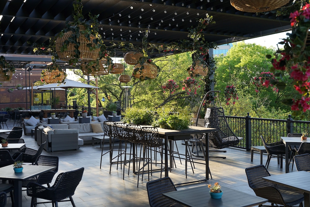 Renaissance Austin Hotel - photo 27