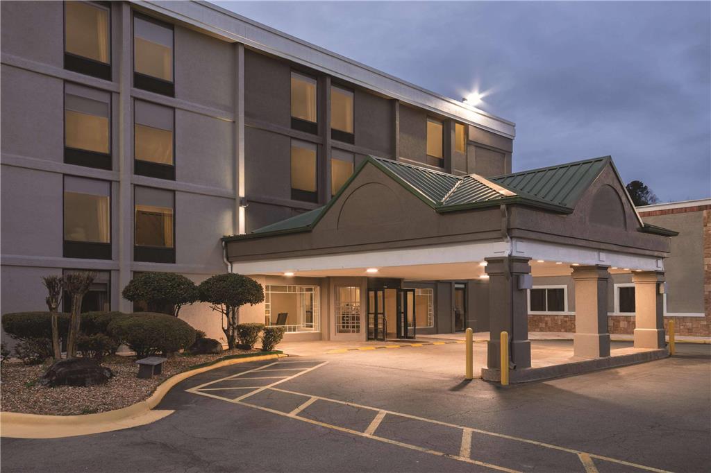 Country Inn & Suites by Radisson North Little Rock AR - photo 2