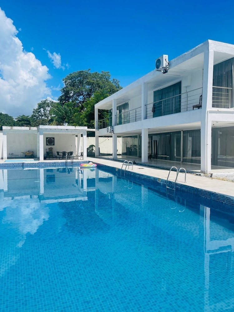 Gorgona Beach Hotel in Nueva Gorgona, Panama