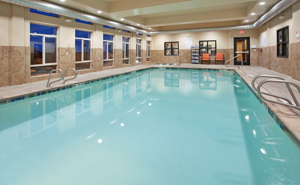 Holiday Inn Express Hotel & Suites Gallup East by IHG - photo 12