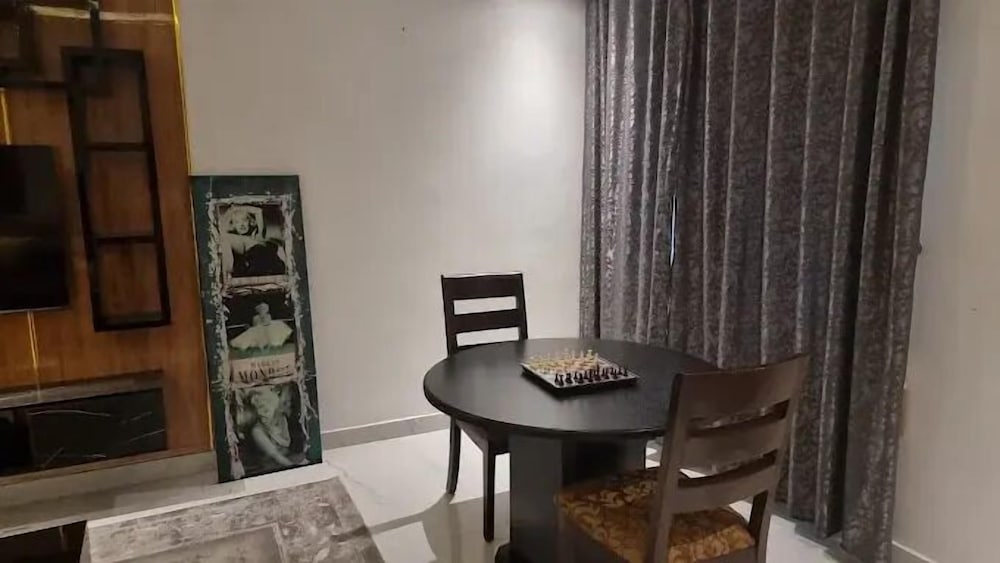 The Bond Apartment — 5-Star Luxury Hotel in Port Harcourt, Nigeria