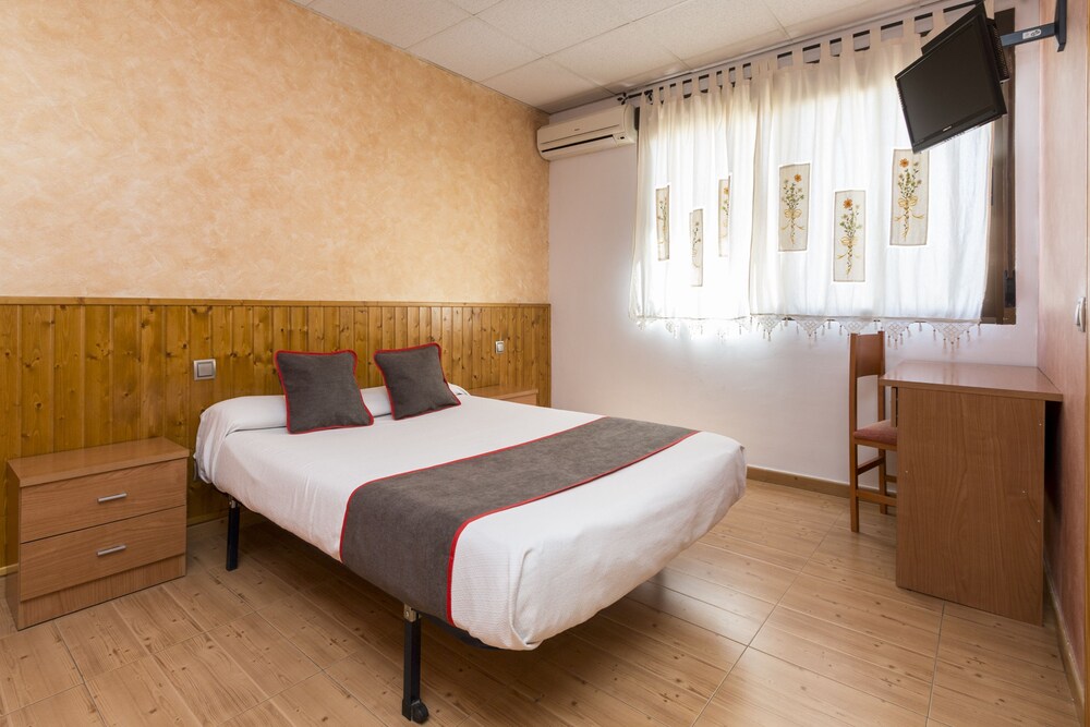 OYO Hotel Los Alamos - carbon neutral hotel in Plasencia