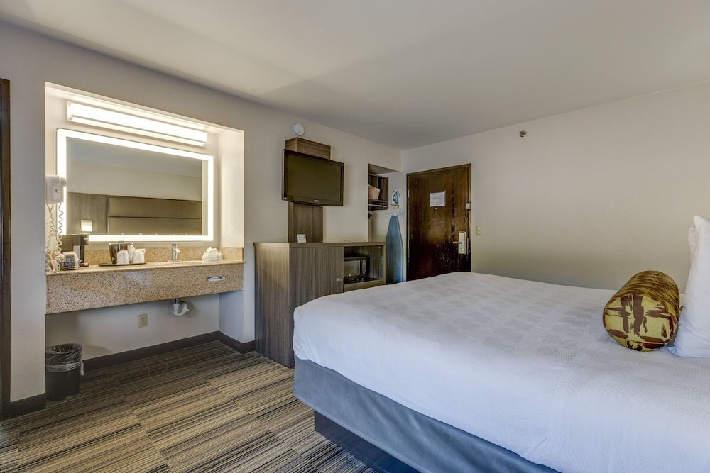 The Alexis Inn & Suites Nashville Airport - photo 19