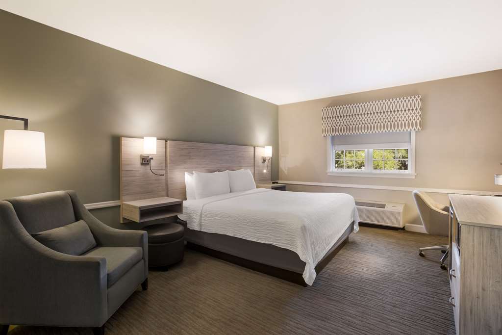 Best Western Sea Island Inn - photo 6
