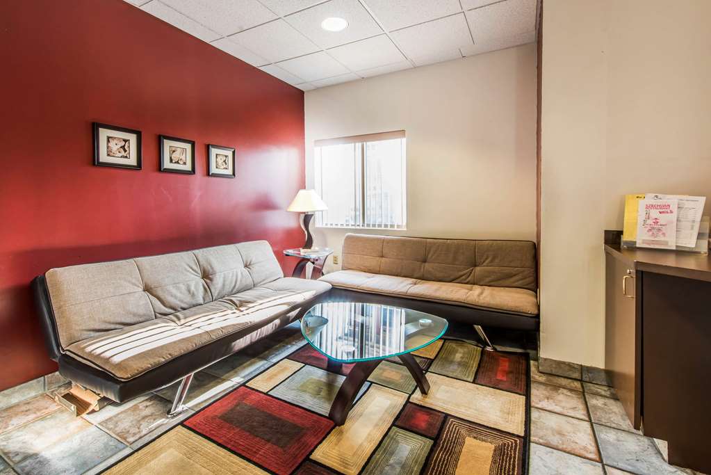 Econo Lodge Johnstown Downtown - photo 3