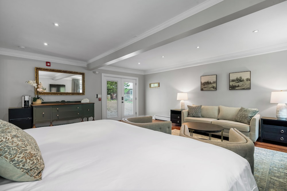 The Aurora Inn & Cottages - photo 85