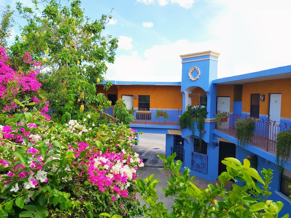 Hotel Hacienda del Viejo in Matamoros, Mexico