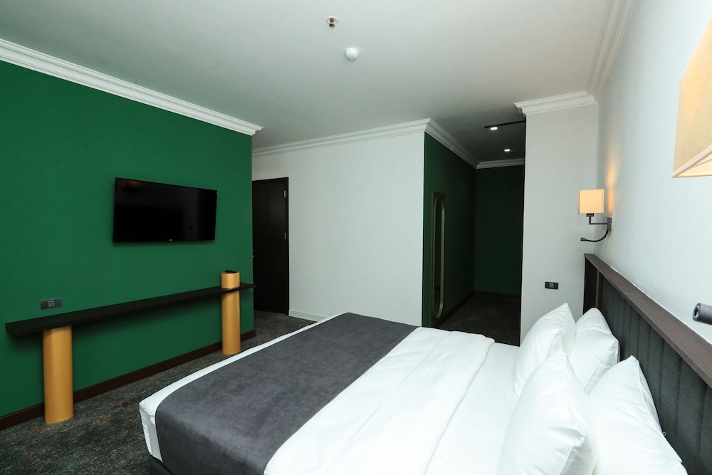 Pine Astoria Hotel — Tbilisi — photo 5