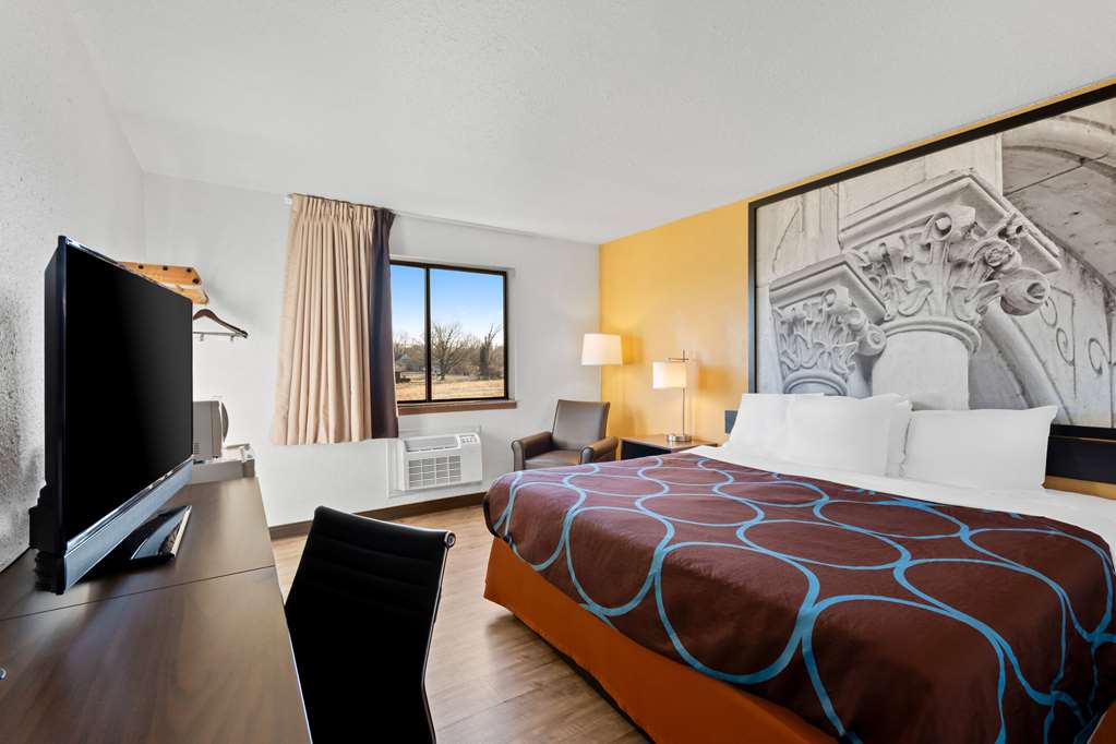 Super 8 by Wyndham Elizabethtown - photo 21