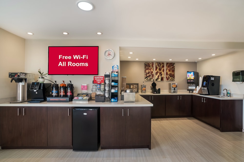 Red Roof Inn Stockton - photo 25