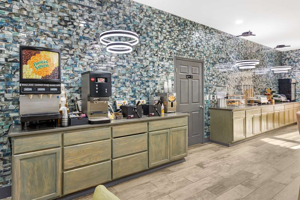 Best Western Chambersburg - photo 32