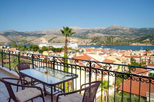 Primrose — 4-Star Luxury Hotel in Argostolion, Greece