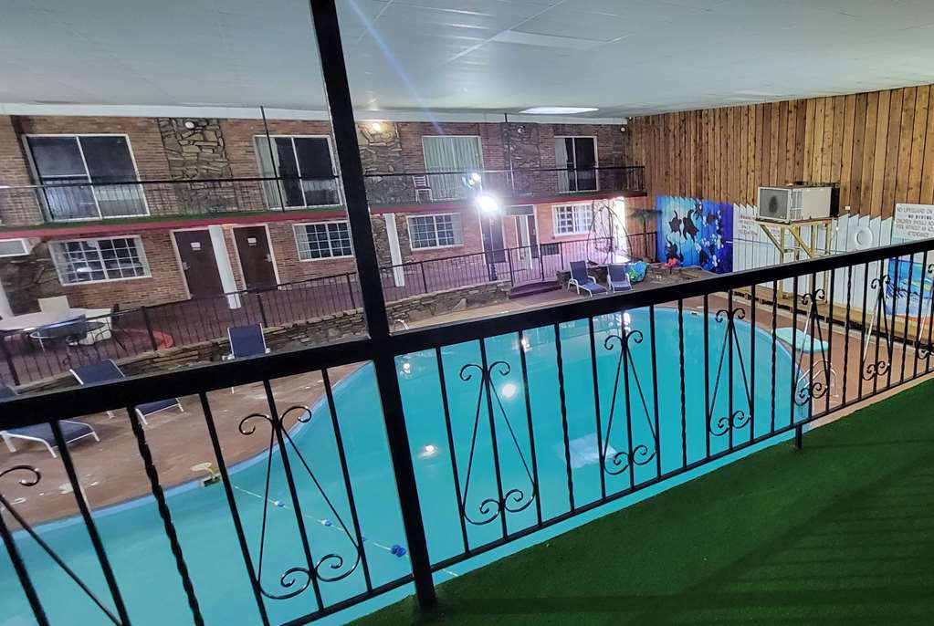 Ramada by Wyndham Mountain Home - photo 13