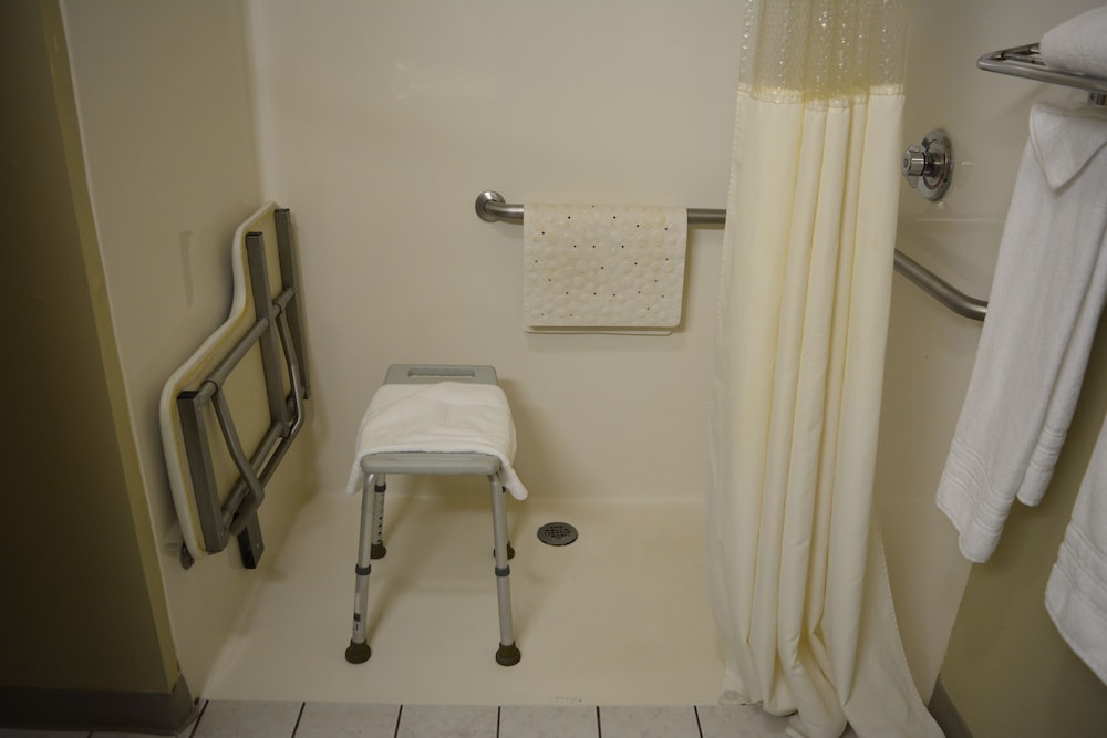 Travelodge by Wyndham St. Louis - photo 19