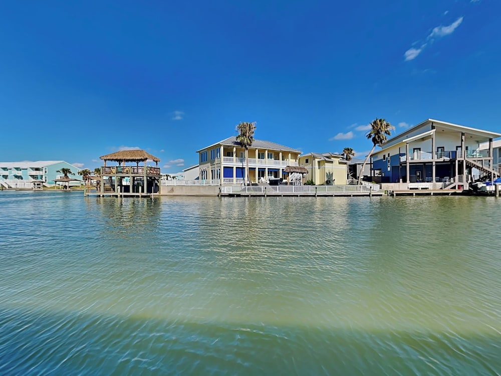 Kontiki Beach Resort #314 by Miss Kitty s - photo 7