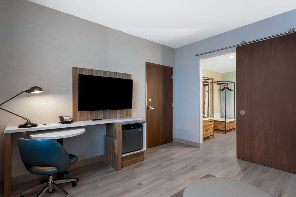 Wyndham Garden Miami International Airport - photo 29