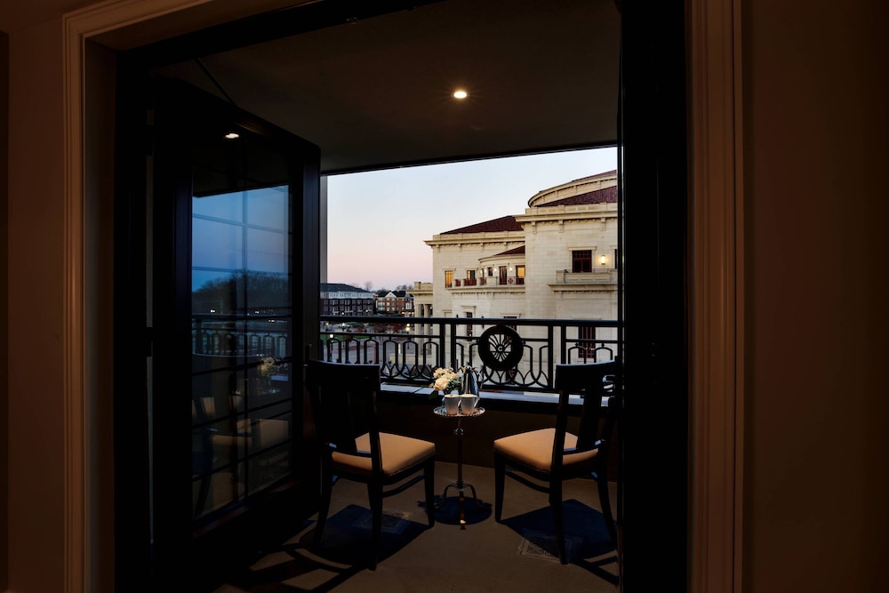 Hotel Carmichael Autograph Collection - photo 14