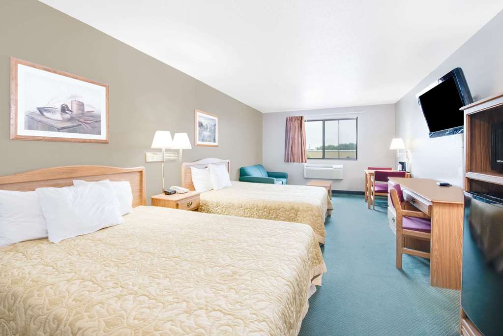 Super 8 by Wyndham Sisseton - photo 6