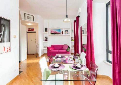 LoL ApartmenT in the heart of Trastevere — 4-Star Luxury Hotel in Rome, Italy