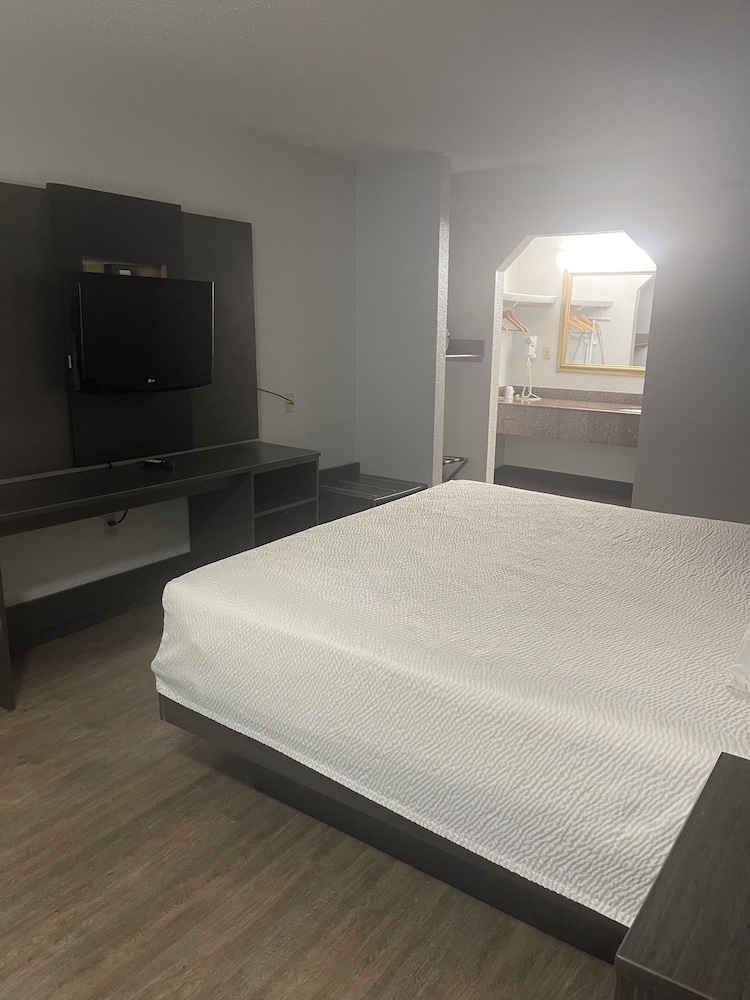 FairBridge Inn & Suites McDonough - photo 23