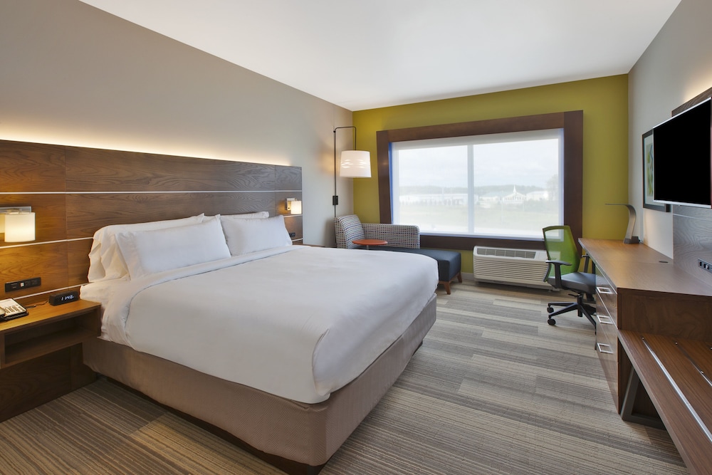 Holiday Inn Express & Suites South Hill by IHG - photo 18