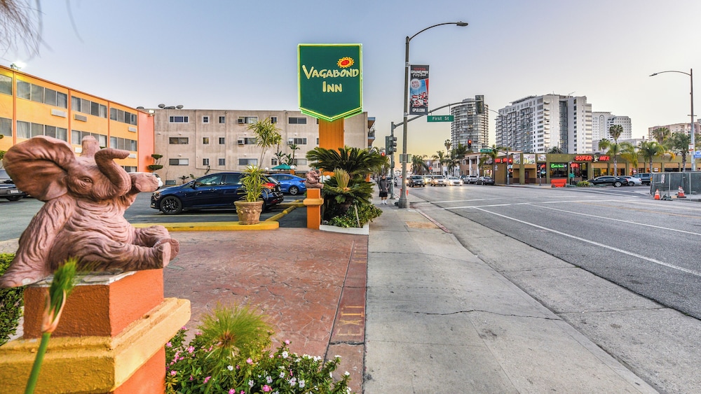 Vagabond Inn Long Beach - photo 27