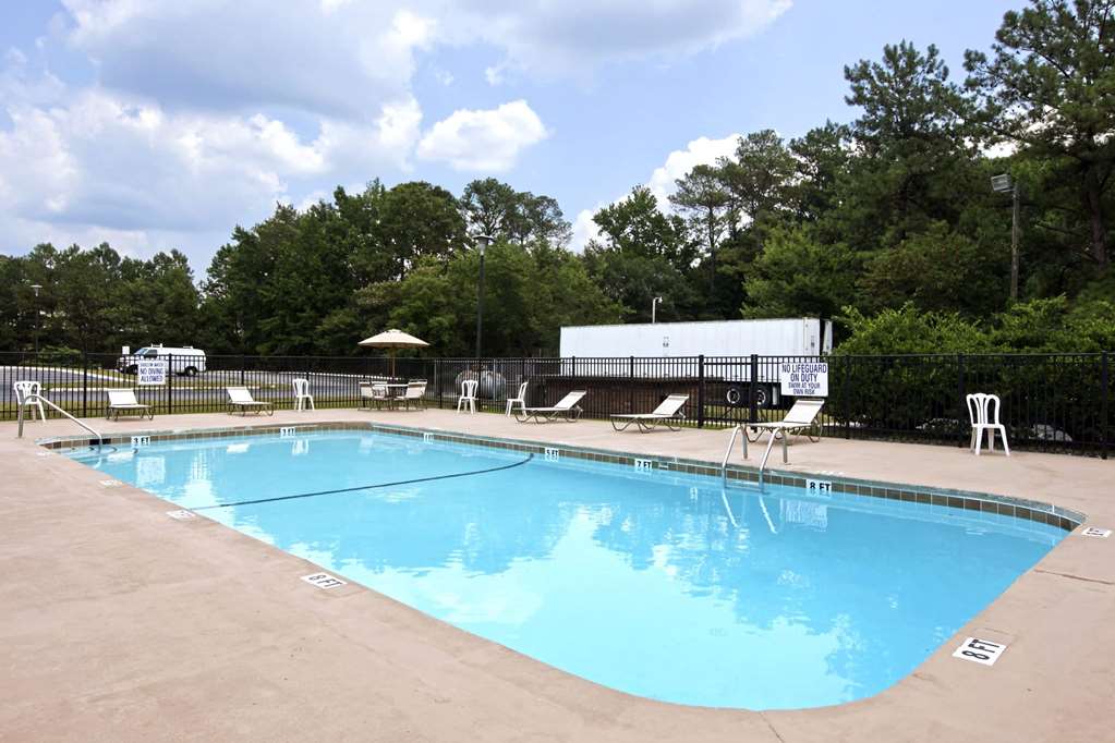 Days Inn by Wyndham Columbia - photo 12