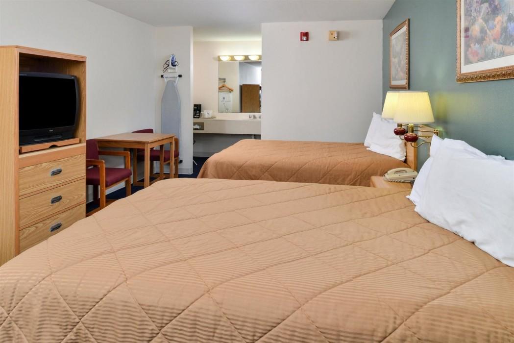 Americas Best Value Inn Kinder - photo 8