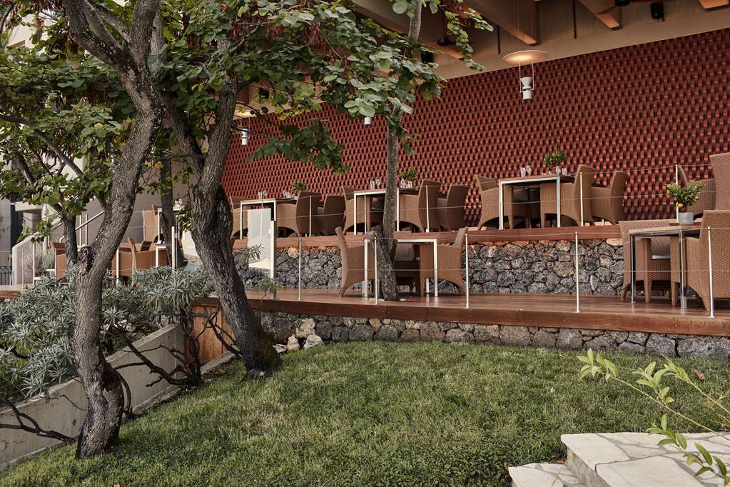 מזון ומשקאות