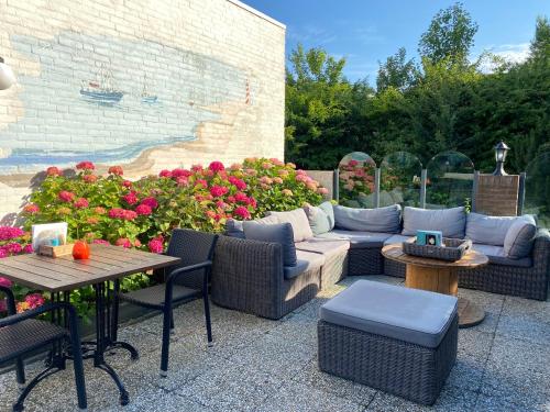 Hotel De Schelphoek in Serooskerke, Netherlands