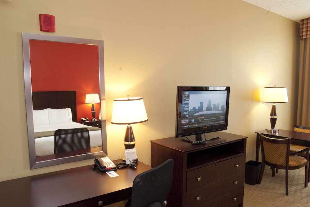 Holiday Inn Express Baltimore Downtown - photo 3
