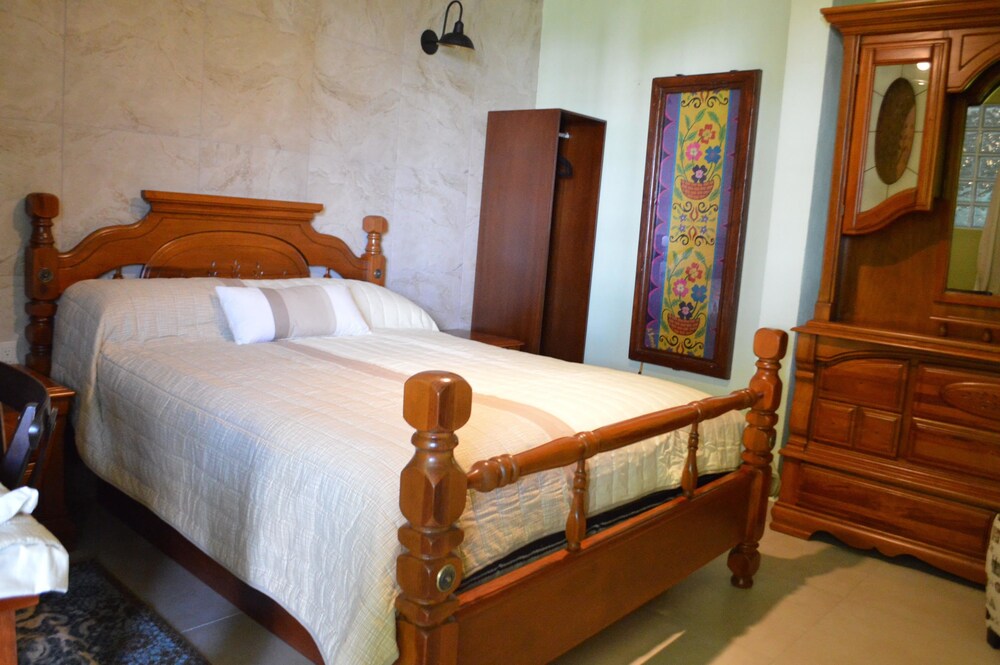 Hotel Las Candelas de Huamantla — 4-Star Luxury Hotel in Huamantla, Mexico