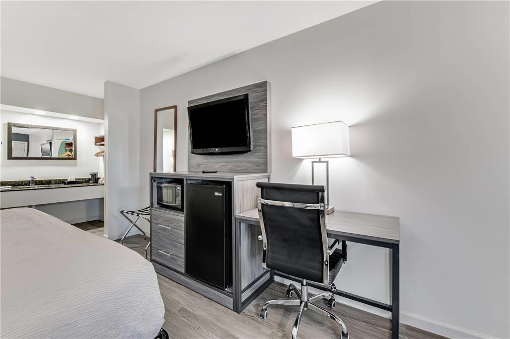 Quality Inn Laurinburg - photo 9