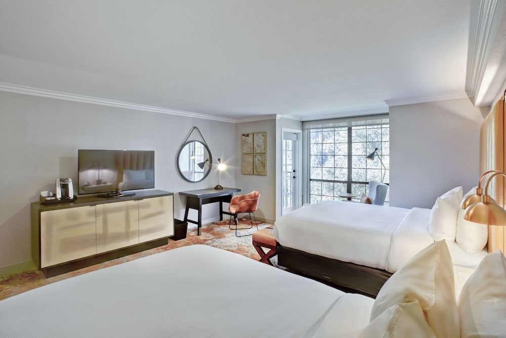 The Inn at Saratoga Tapestry Collection by Hilton - photo 22
