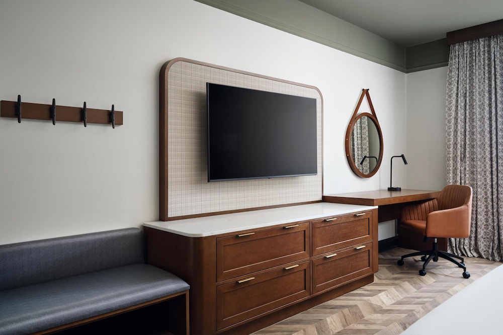 Tryon Riverfront Inn New Bern Tapestry - photo 9