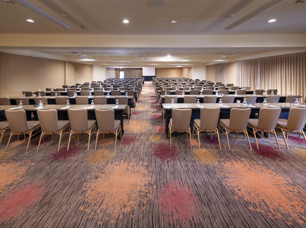 Concord Plaza Hotel - photo 24