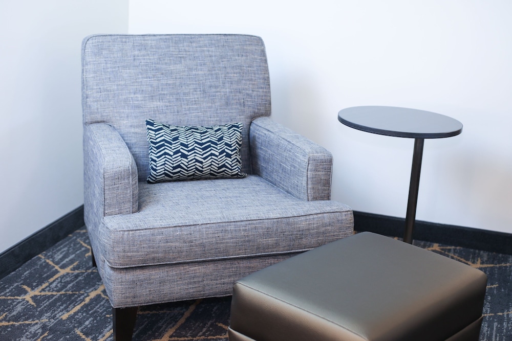 Holiday Inn & Suites St. Cloud by IHG - photo 7