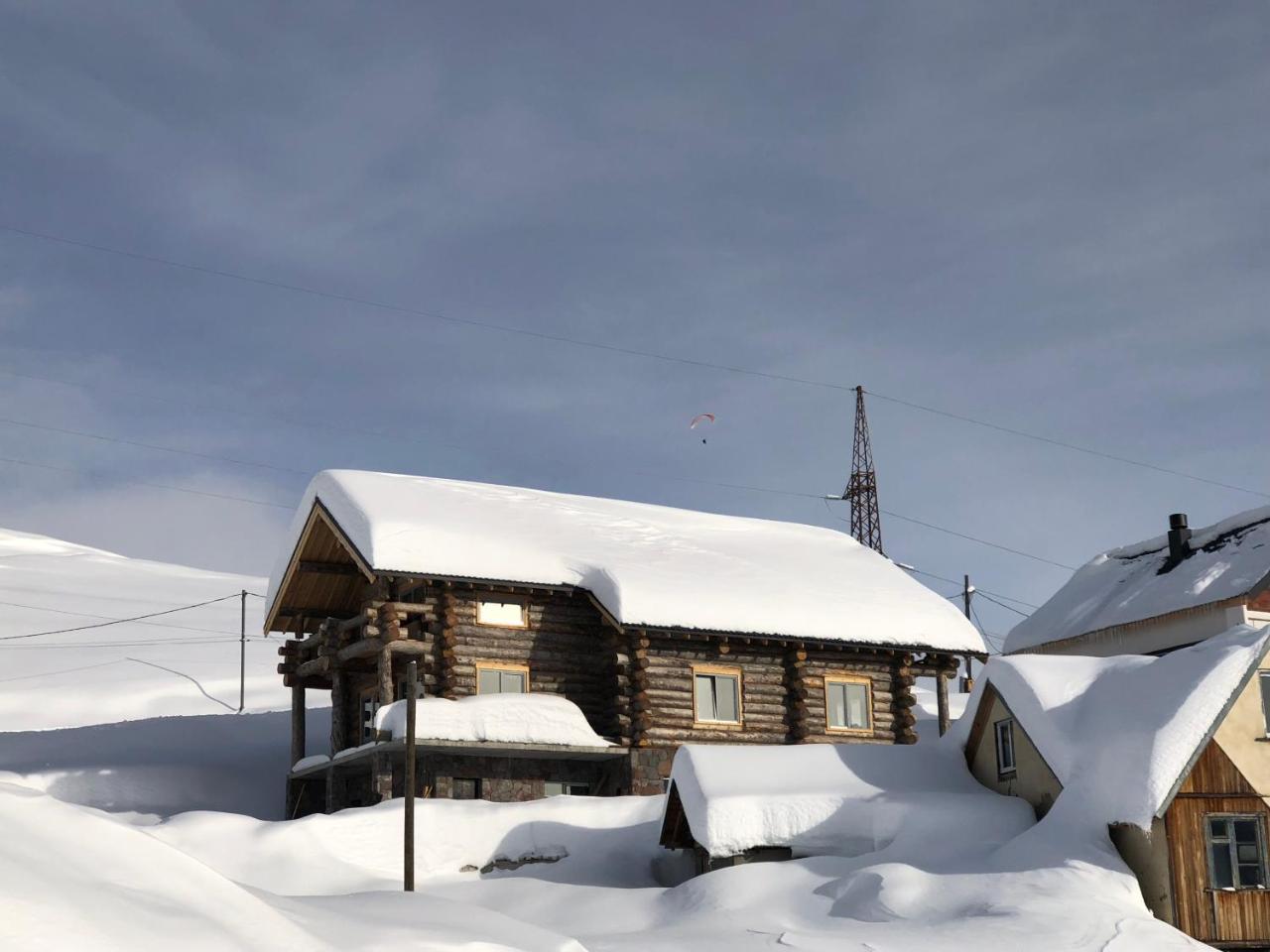 Mountain Cricket Chalets and Apartments Gudauri