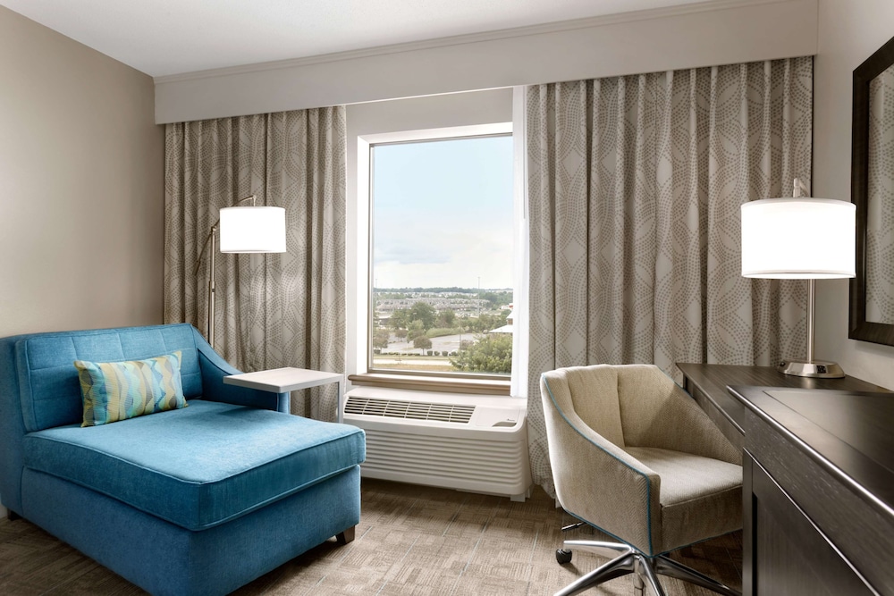 Hampton Inn Stow - photo 18