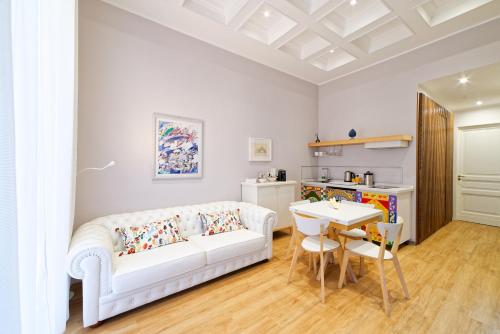 La porta di mezzo — 4-Star Luxury Hotel in Catania, Italy