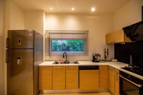 Cicada 4 Bedroom Villa — 4-Star Luxury Hotel in Palekastro, Greece