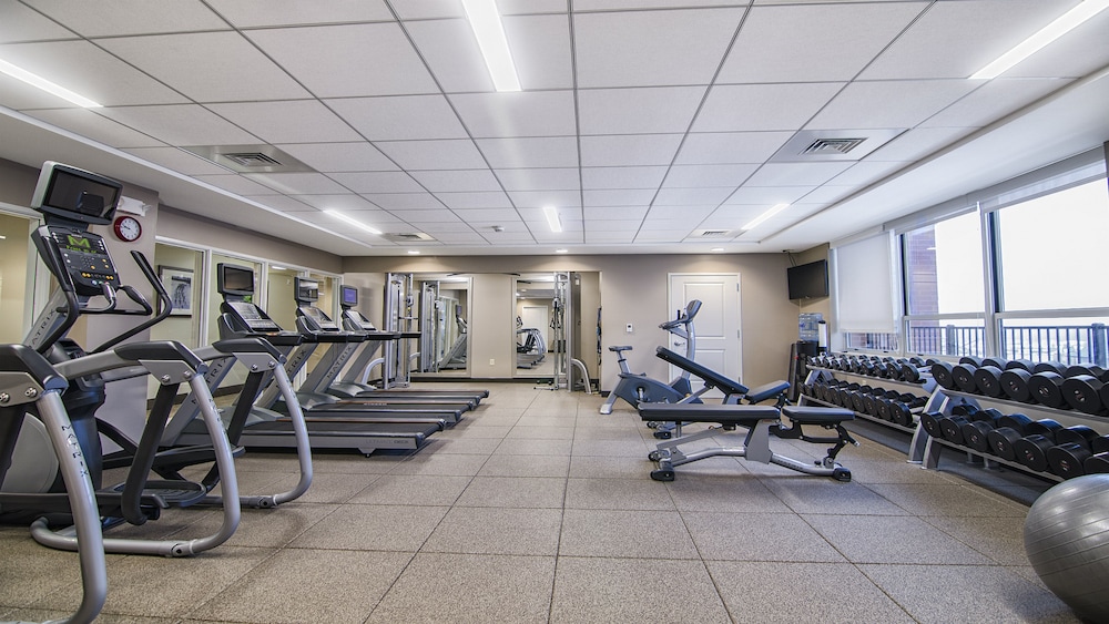 Staybridge Suites Marquette by IHG - photo 15