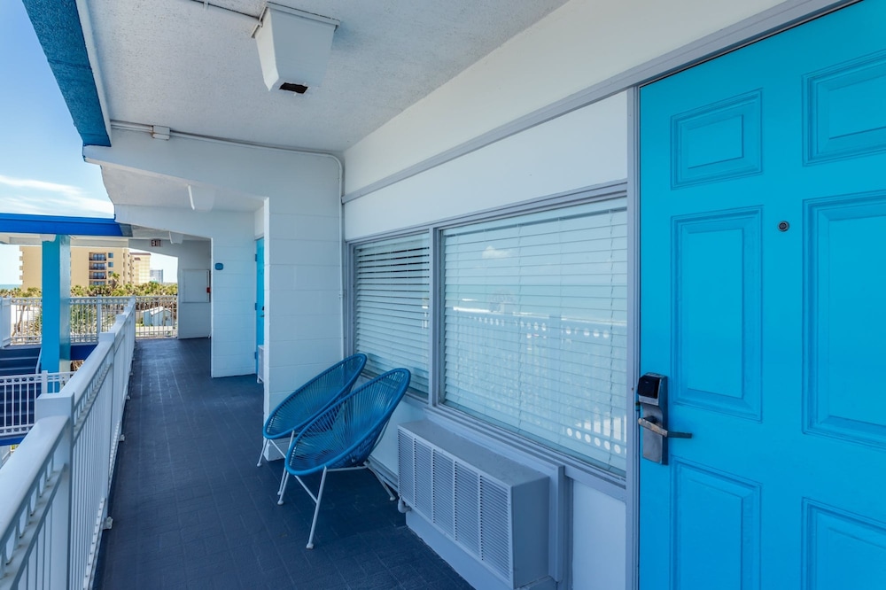Chateau Mar Beach Resort - photo 54