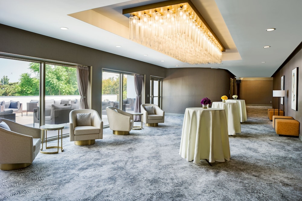 Delta Hotels Ontario Airport - photo 24