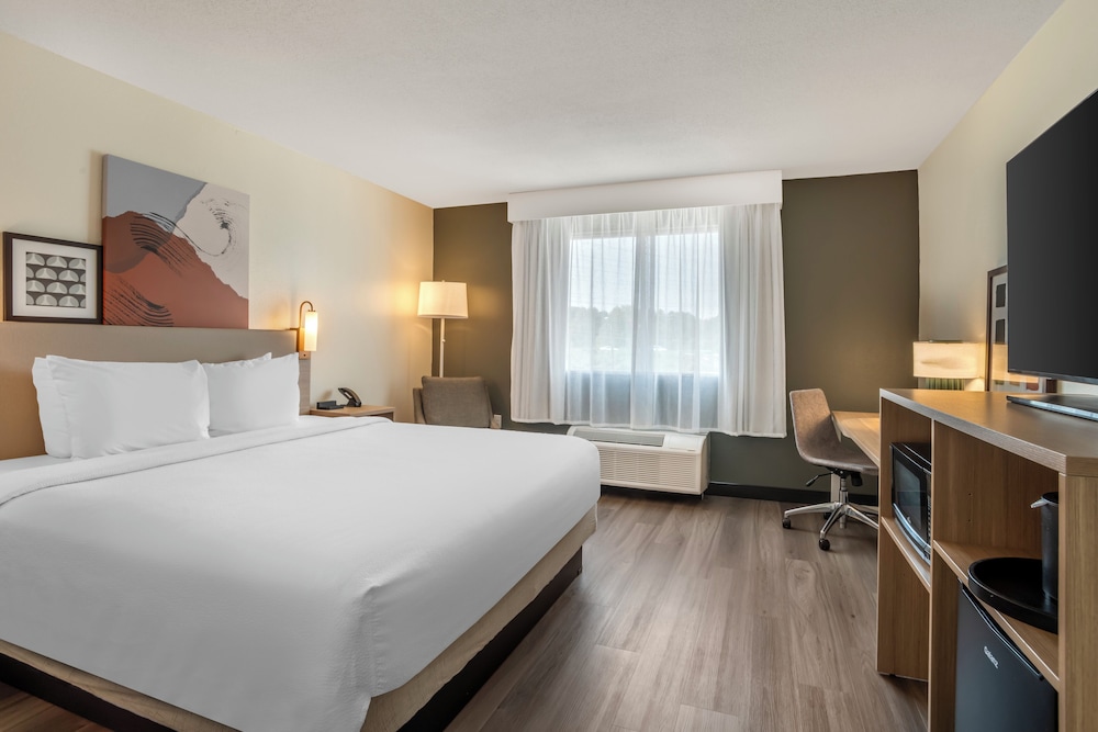 Spark by Hilton Kannapolis - photo 17