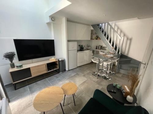 Jolie Duplex Central Climatise in Vernon, France