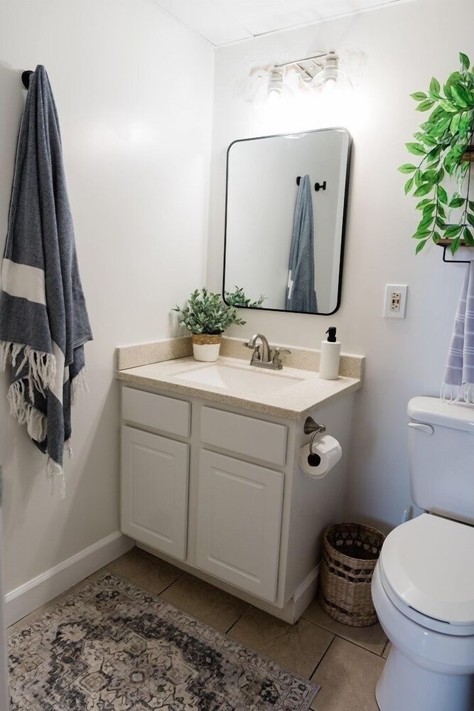 0912 White Linen Room by Atlantic Towers - photo 24