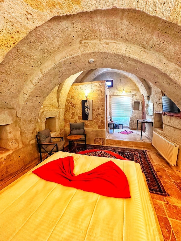 Crimson Cappadocia — Avanos — photo 5